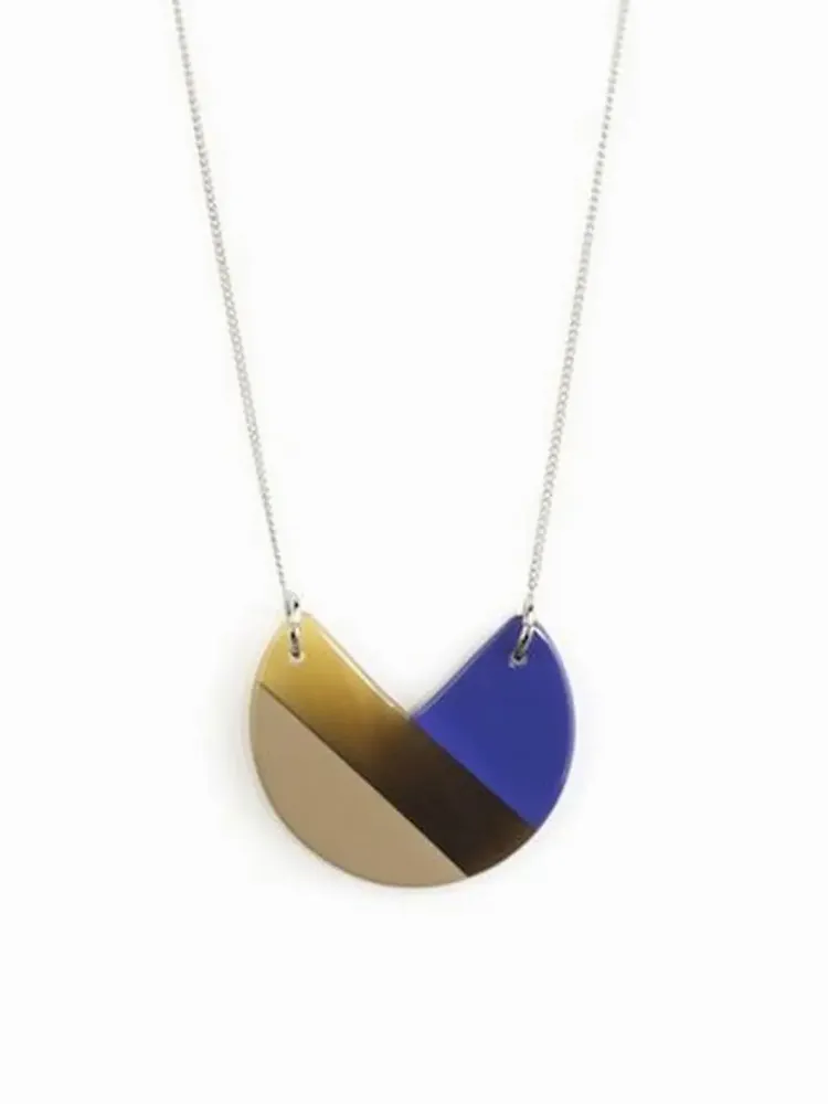 Jewelry - Indigo blue and cream coffee lacquered 3-quarter pendant with a chain - L INDOCHINEUR X RIVÊT