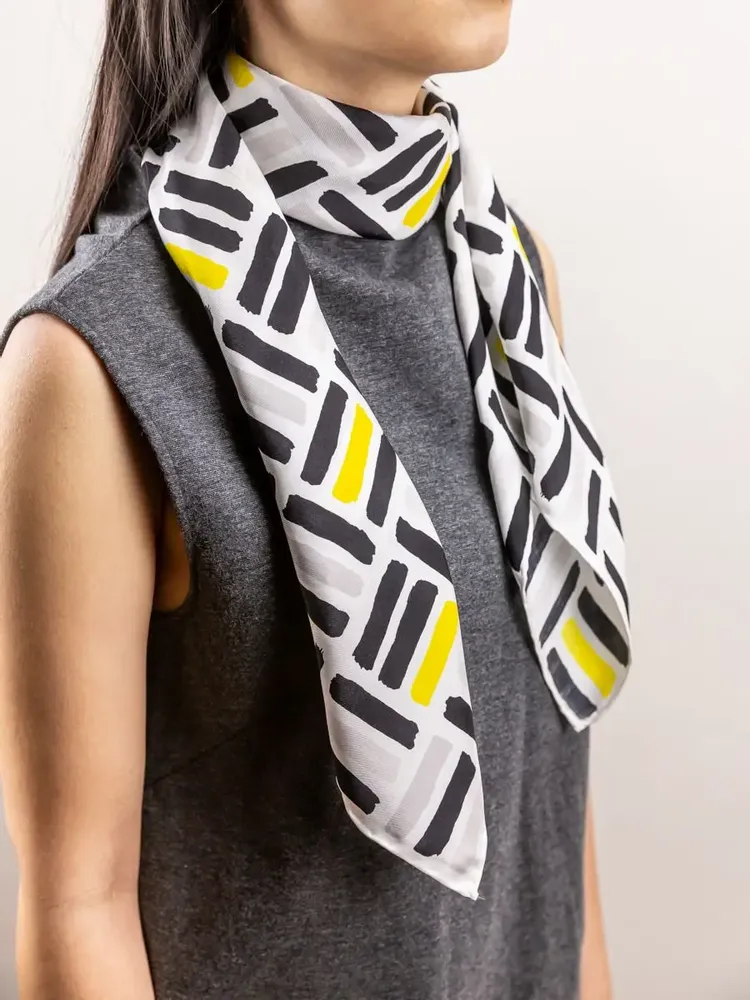 Scarves - Square silk scarf 90x90 hand-rolled sewing - L INDOCHINEUR X RIVÊT