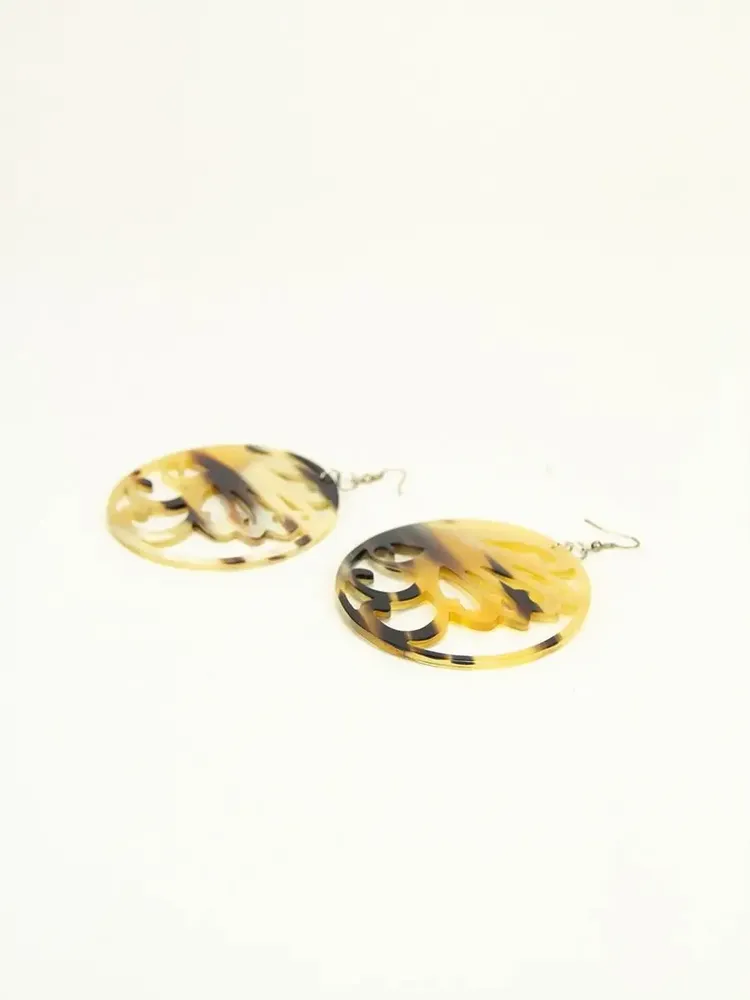 Jewelry - Round lace earring in African black horn - Hooks - Marbled black horn - L INDOCHINEUR X RIVÊT