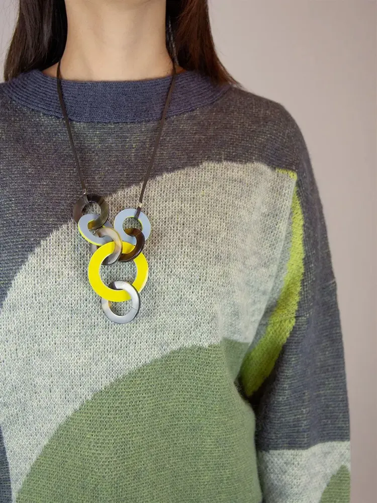Bijoux - Collier destructuré laqué jaune et bleu - L INDOCHINEUR X RIVÊT