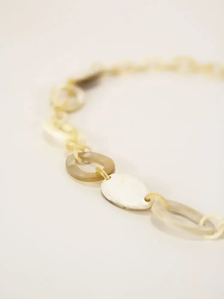 Jewelry - Pebble long necklace, oval rings with ivory lacquers - L INDOCHINEUR X RIVÊT