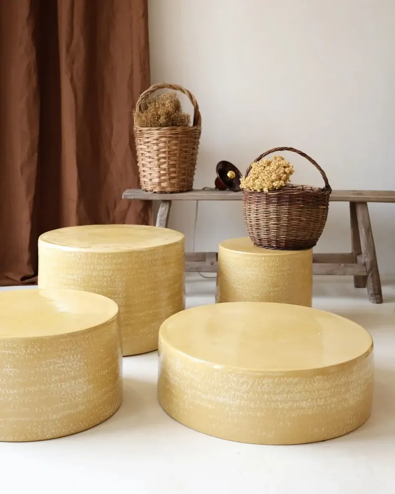 Coffee tables - ENDOUME - Round ceramic coffee table – M - Ø60 H18 cm – Safran - MASAME