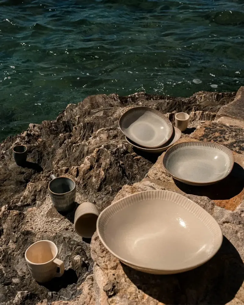 Platter and bowls - GAUDINA - Large stoneware serving dish – Dune - MASAME