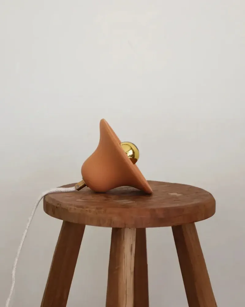 Wall lamps - Gigaro S - Raw ceramic portable lamp Ø16 cm – Terracotta - MASAME