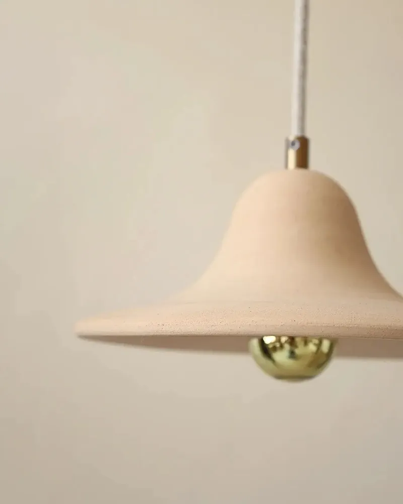 Hanging lights - Gigaro M - Raw ceramic pendant light Ø23 cm – Terracotta - MASAME