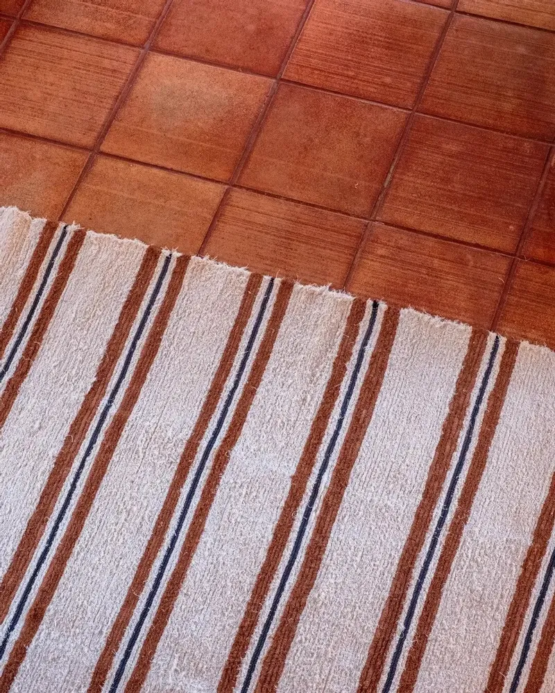 Rugs - TETOUAN - Striped 100% cotton rug Sienne and Noir – 200×300 - MASAME