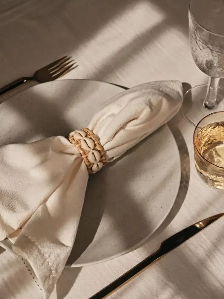 Kitchen utensils - The Rattan Shell Napkin Ring - Natural White - BAZAR BIZAR LIVING