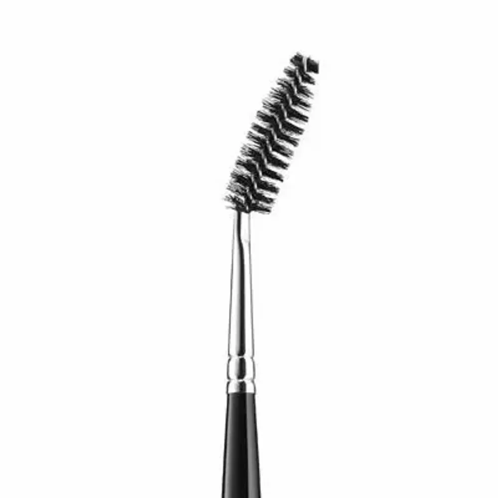 Cosmétiques - LA BROSSE À SOURCILS - LE SOURCIL PAR ANGÉLIK IFFENNECKER