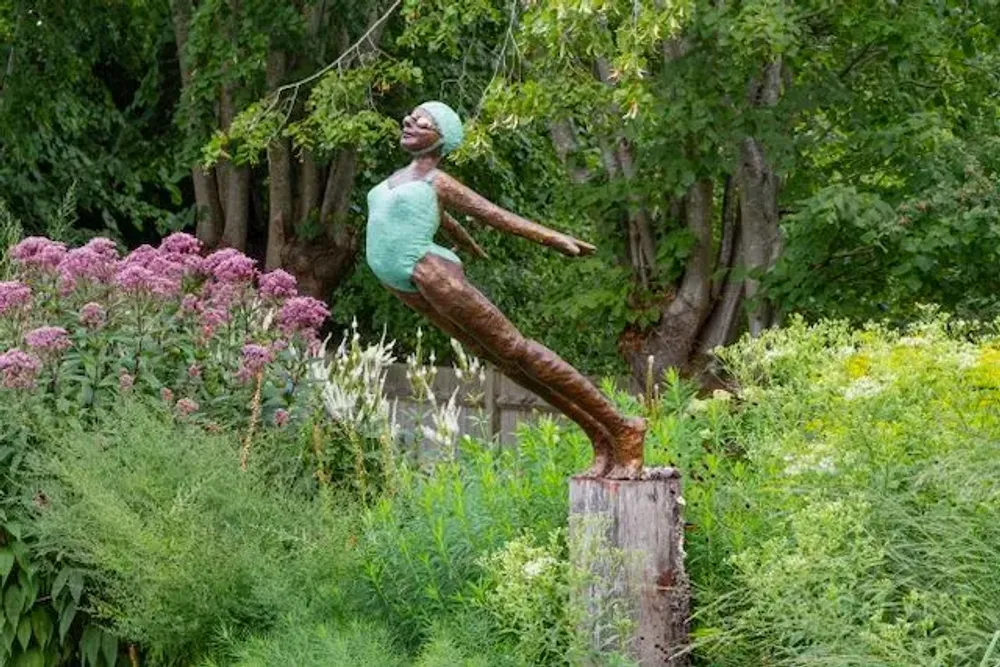 Outdoor decorative accessories - Garden sculpture - DAWN CONN SCULPTURE
