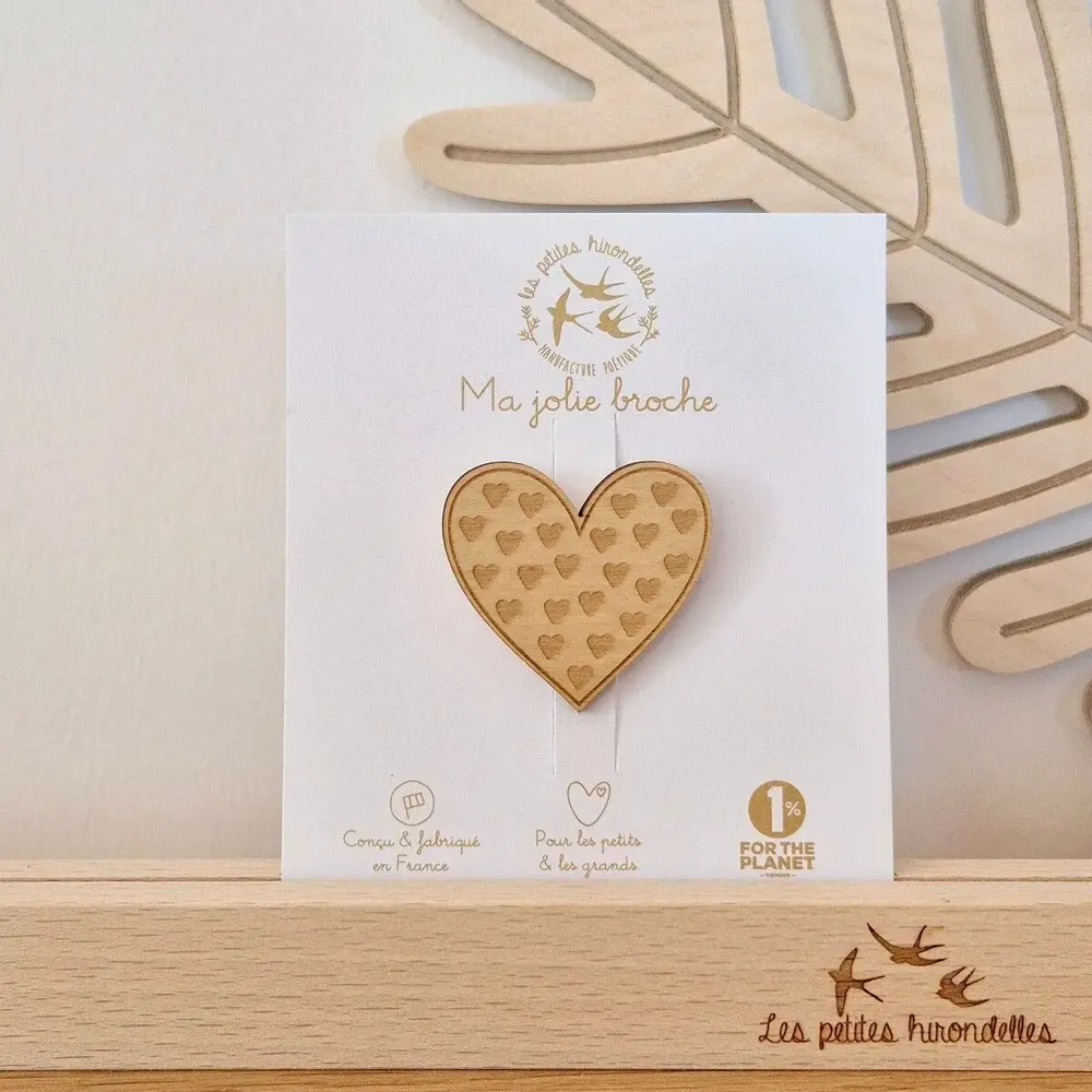 Broche en bois - Cœur - LES PETITES HIRONDELLES