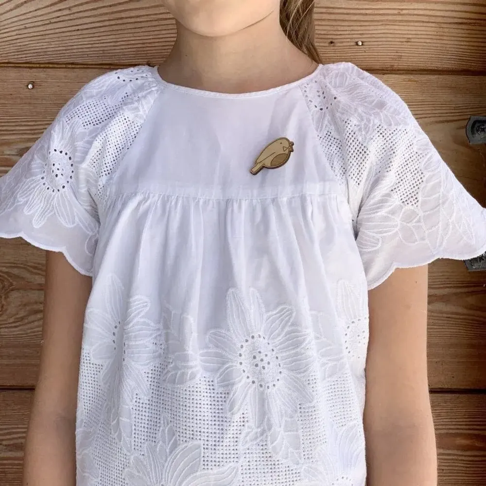 Pin's en bois - Oiseau - LES PETITES HIRONDELLES