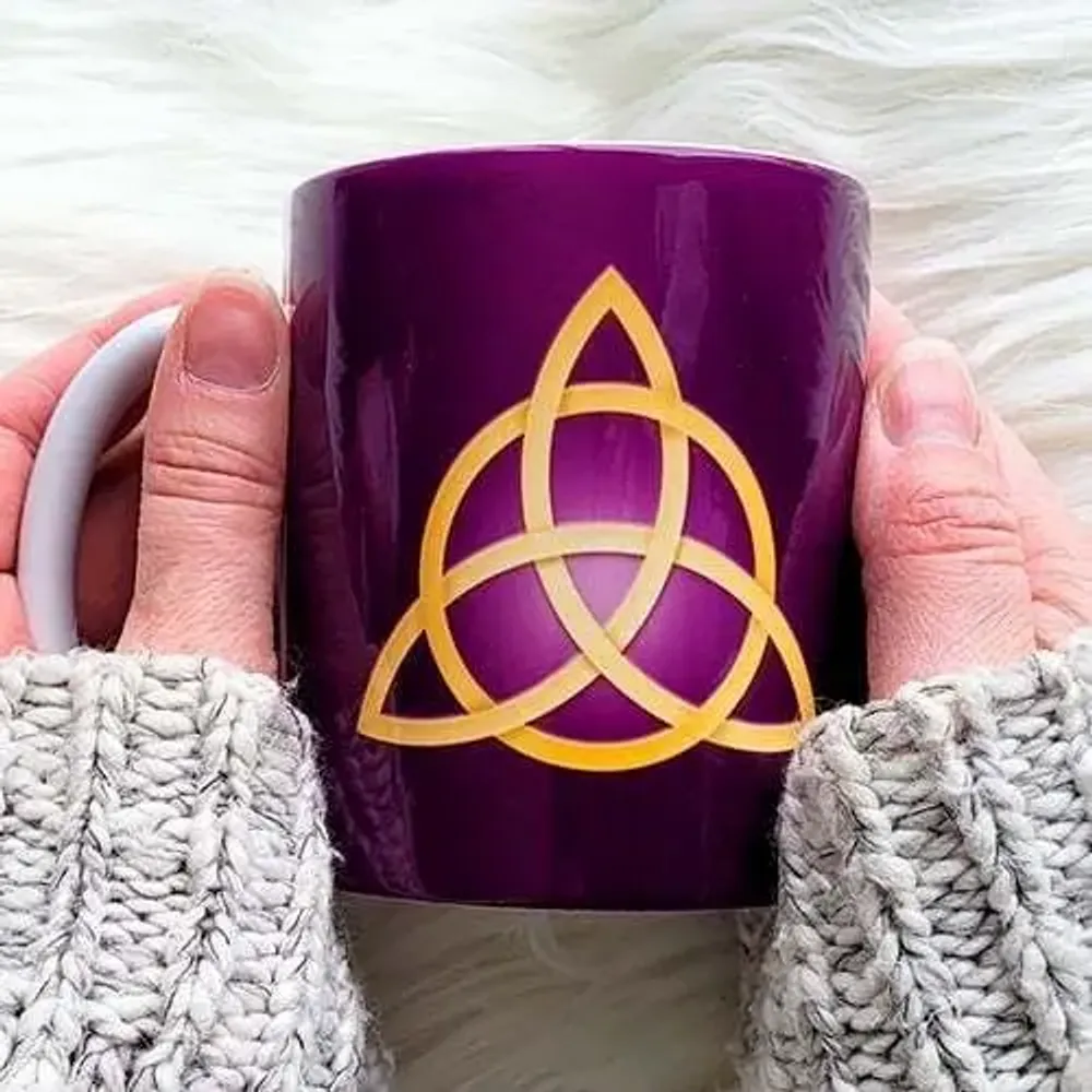 Cadeaux - Mug Triquetra violet - MANDALASHOP