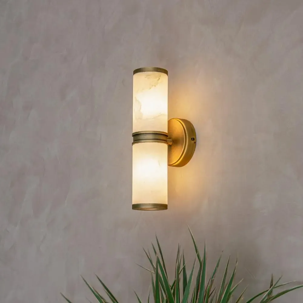 Appliques - Eloise Lampe murale IP44 montée-bas - RV  ASTLEY LTD