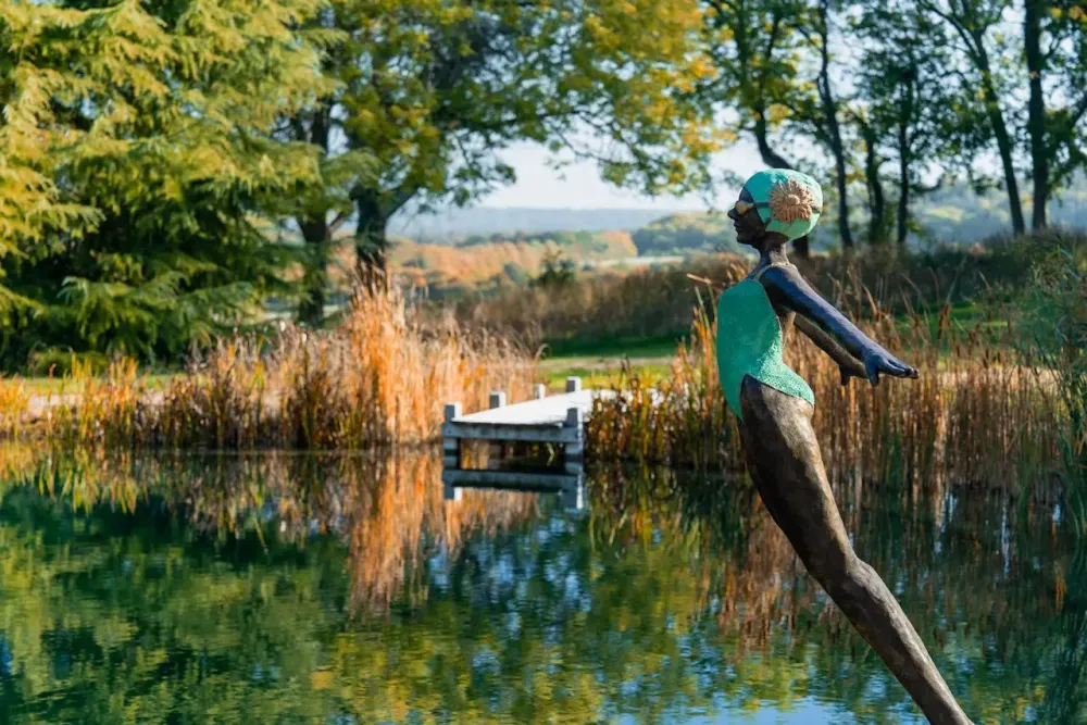 Outdoor pools - Nell - DAWN CONN SCULPTURE