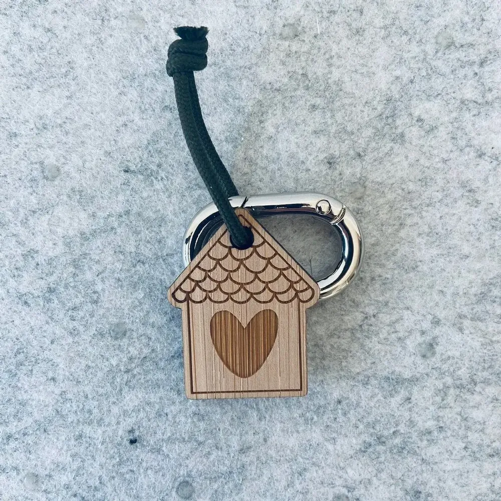 Cadeaux - porte-cles-en-bois-maison - LES PETITES HIRONDELLES