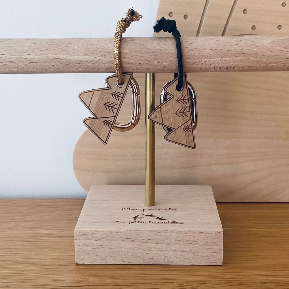 Cadeaux - porte-cles-en-bois-montagne - LES PETITES HIRONDELLES