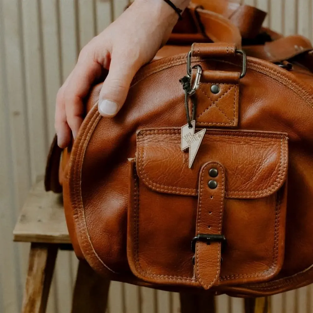 Cadeaux - Porte-clés en bois - Super Maîtresse - LES PETITES HIRONDELLES