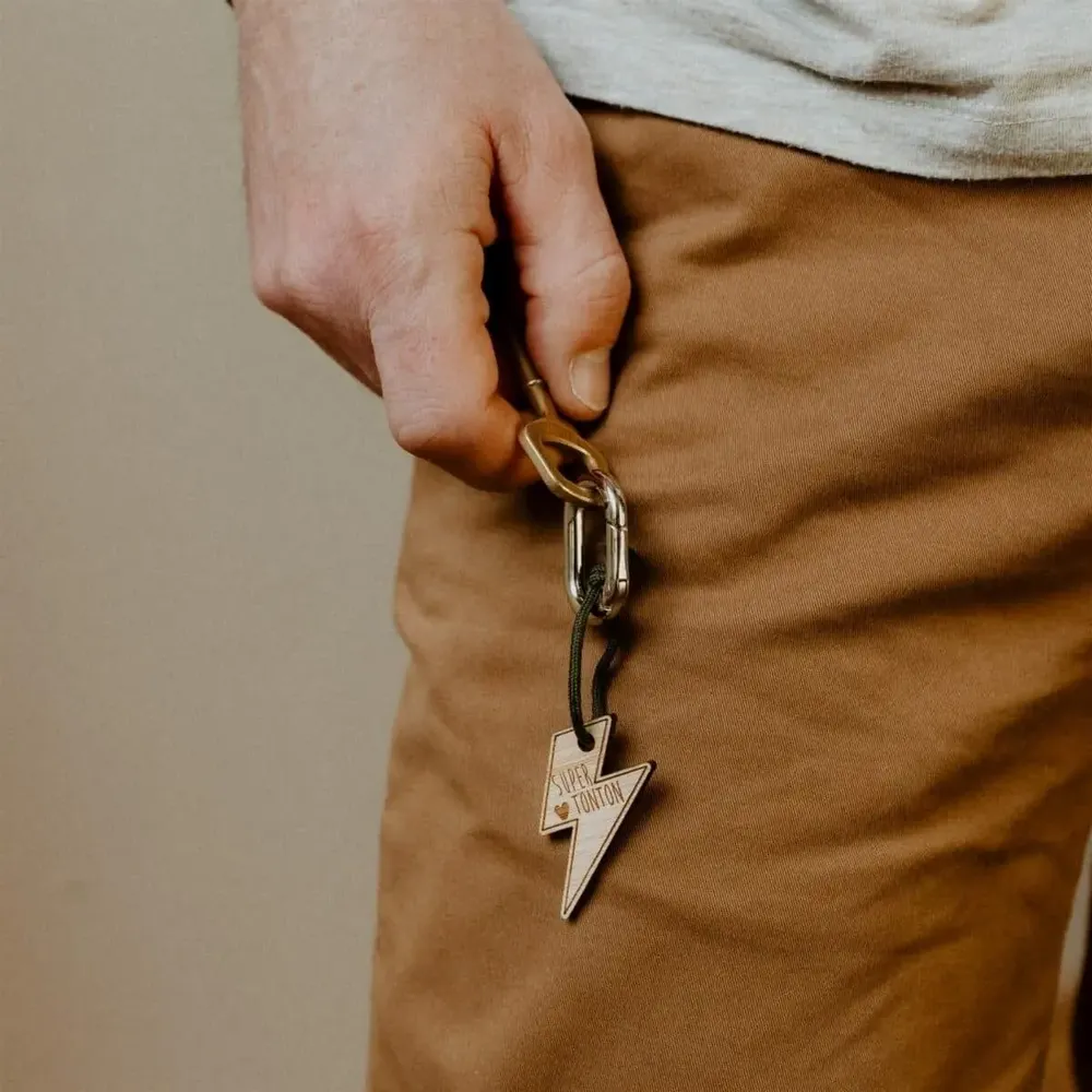 Gifts - Wooden keyring - Super Uncle - LES PETITES HIRONDELLES