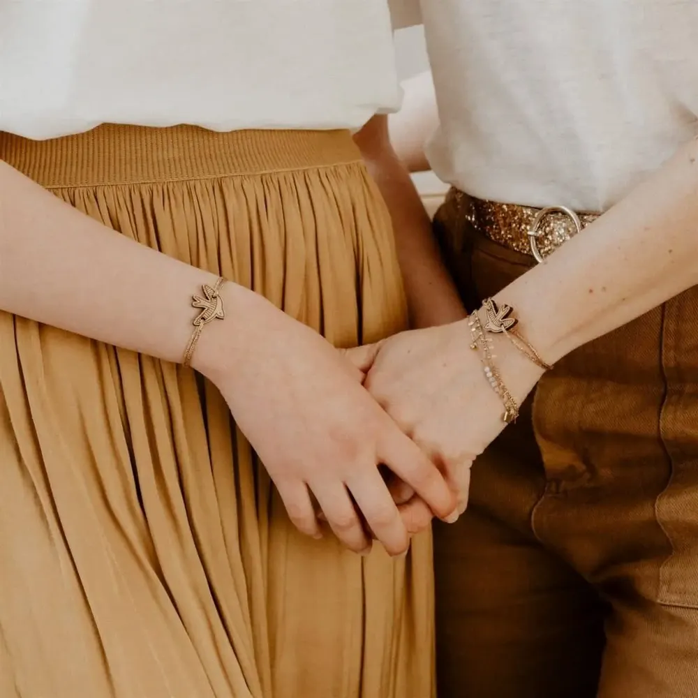 Bracelets - bracelet-en-bois-hirondelle - LES PETITES HIRONDELLES