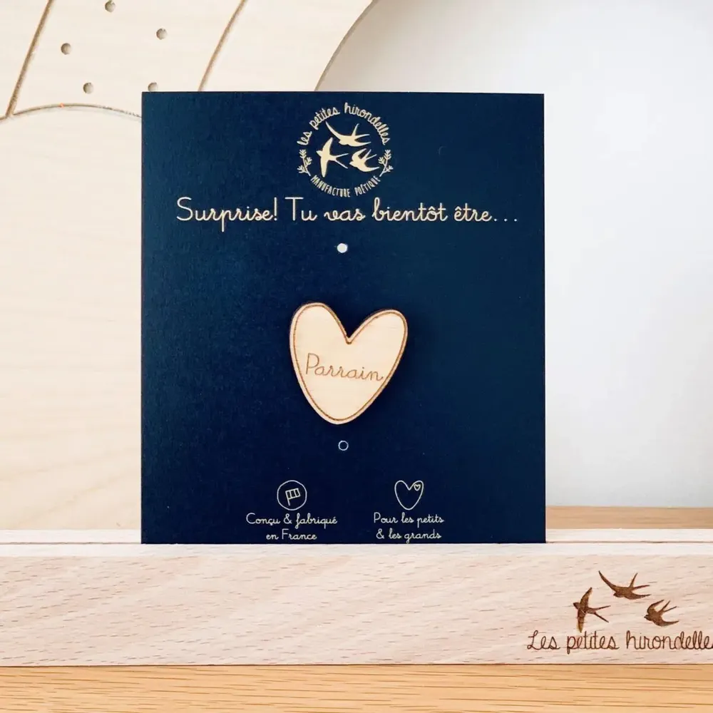 Brooches - Wooden pin's - Pregnancy announcement - Big Brother - LES PETITES HIRONDELLES