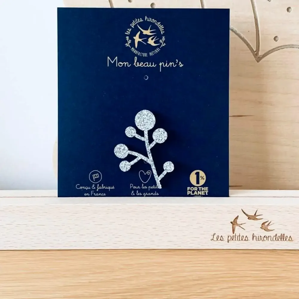 Broches - pin-s-feutrine-pailletee-branche-de-gui - LES PETITES HIRONDELLES