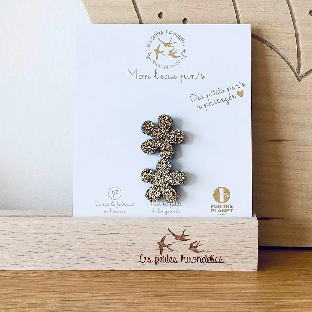 Broches - pin-s-feutrine-pailletee-fleur-a-partager - LES PETITES HIRONDELLES