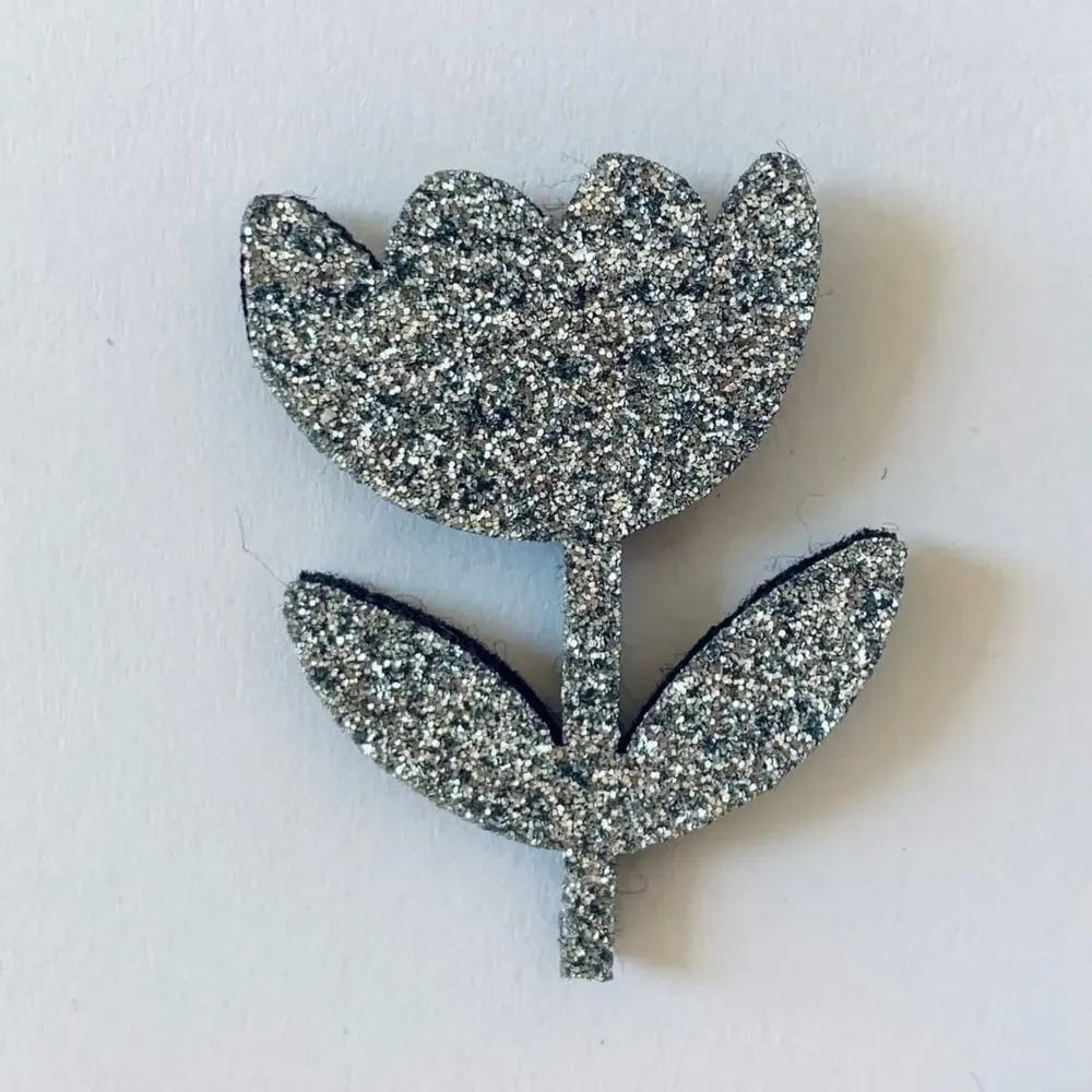 Brooches - Glitter felt pin's - Stemmed flower - Blue - LES PETITES HIRONDELLES