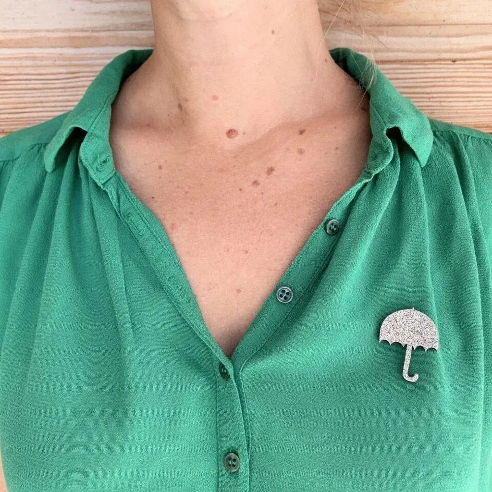 Broches - pin-s-feutrine-pailletee-parapluie - LES PETITES HIRONDELLES