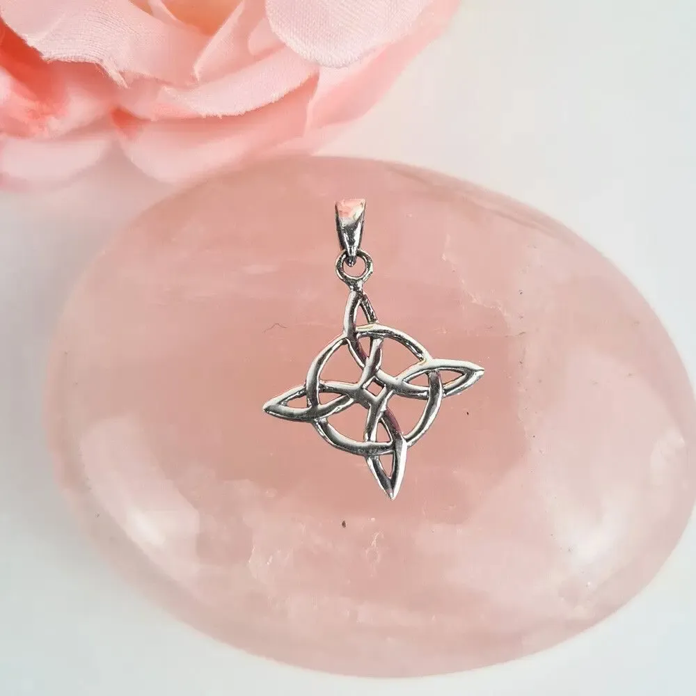 Jewelry - Witches Knot Pendant - Small Size - MANDALASHOP