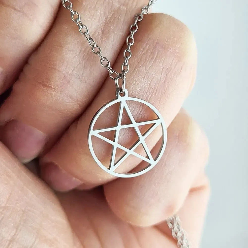 Jewelry - Pentacle necklace (small size) - MANDALASHOP