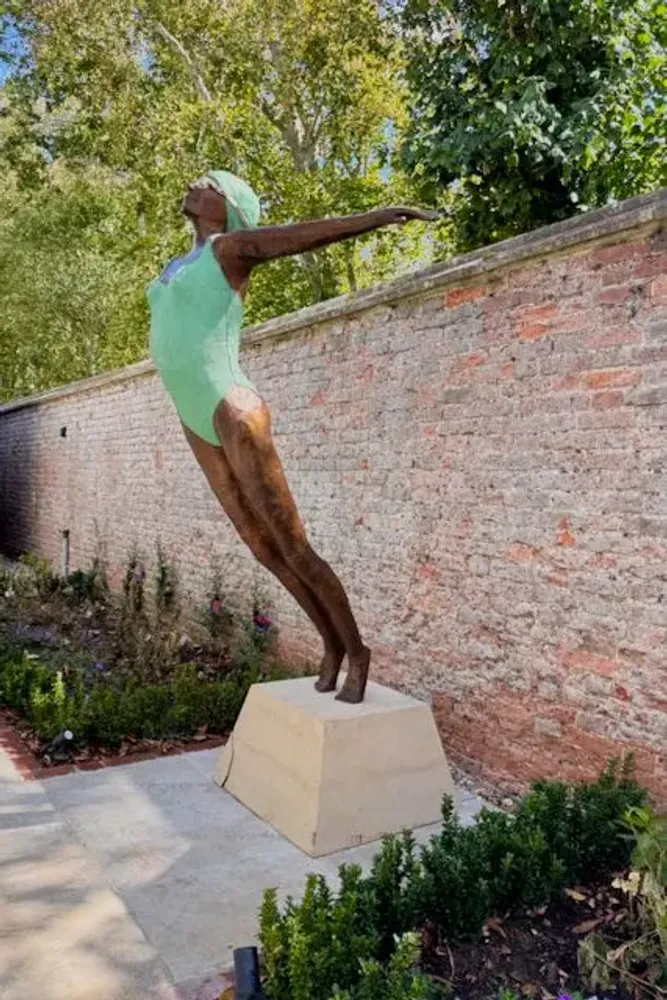 Outdoor decorative accessories - Mercedes - DAWN CONN SCULPTURE