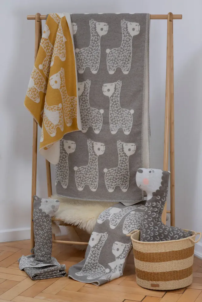 Plaids - couvertures pour bébés, coussins - DAVID FUSSENEGGER