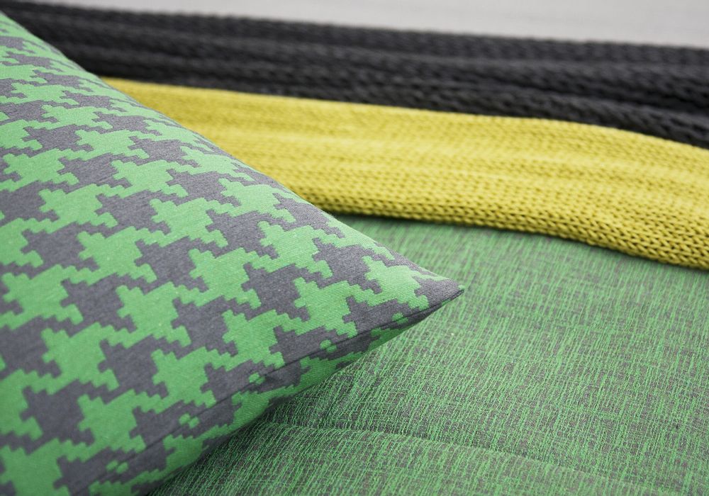 Couettes et oreillers - PIED DE POULE ET PLISSE Coussins décoratifs - POEMO DESIGN