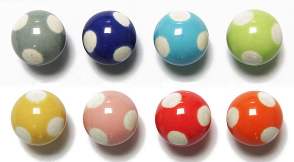 Decorative objects - collection of ceramic door knobs - ILLUMINATION