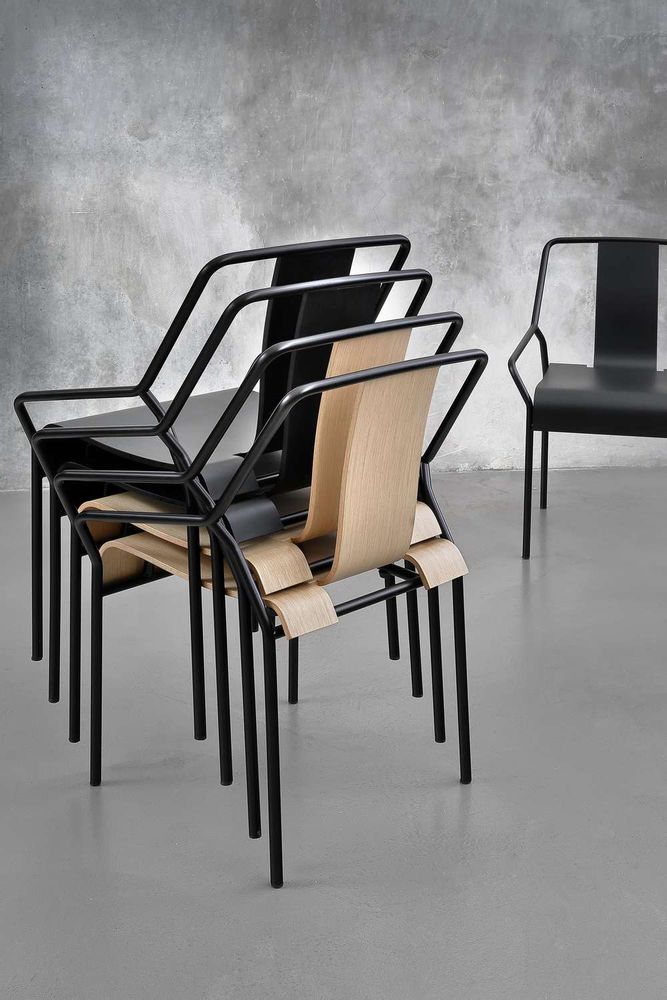 Chairs - DAO armchair - COEDITION