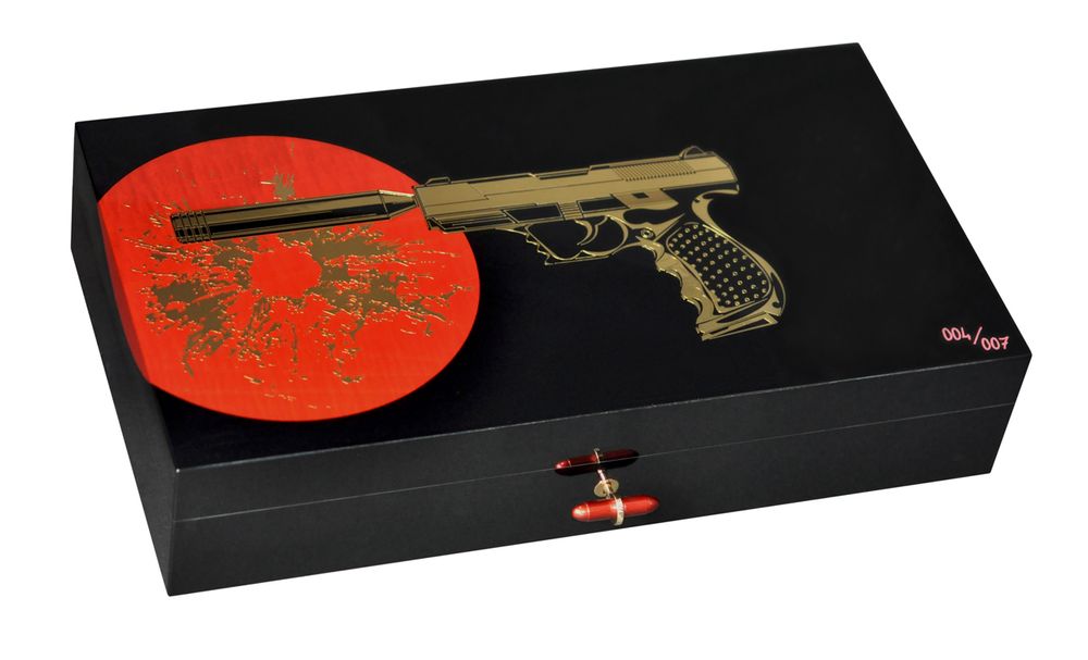 Decorative objects - Humidor for 110 cigars - "Secret Agent" collection - ELIE BLEU