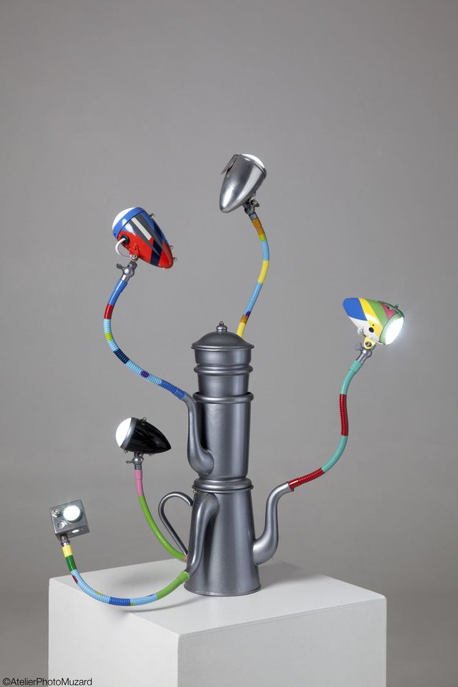 Sculptures, statuettes et miniatures - LA VOYEUSE - BOURDIER JEAN PLASTICIEN