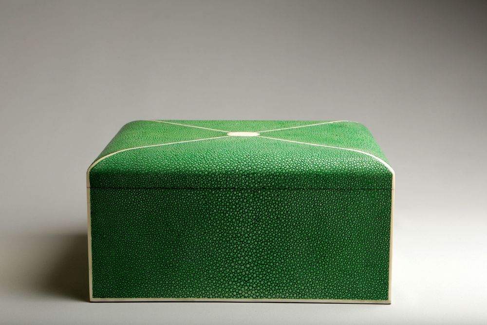 Decorative objects - FLEURUS - DE NACRE ET D'ORIENT