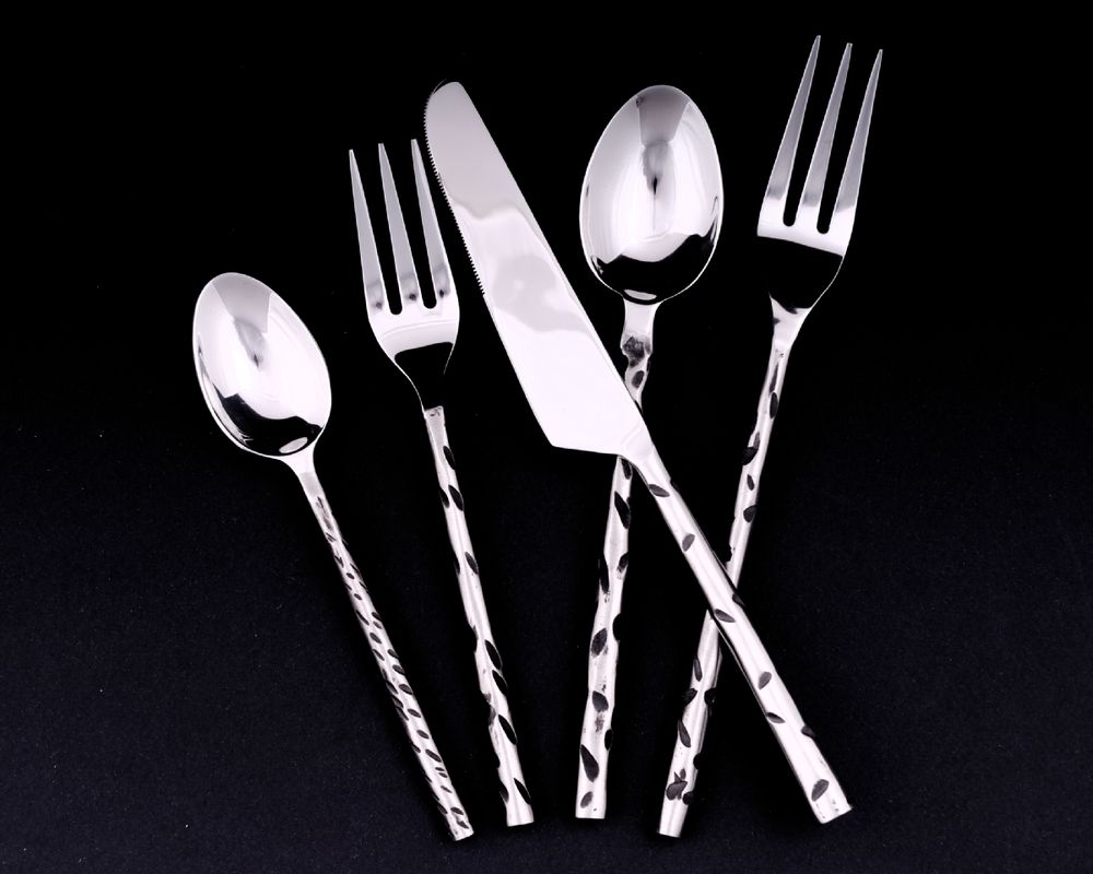 Kitchen utensils - HAND-FORGED STAINLESS STEEL CUTLERY - ASIATICA FRANCE