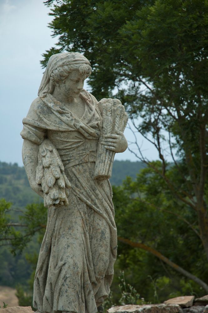 Sculptures, statuettes et miniatures - Série de statues 4 saisons - TERRES D'ALBINE