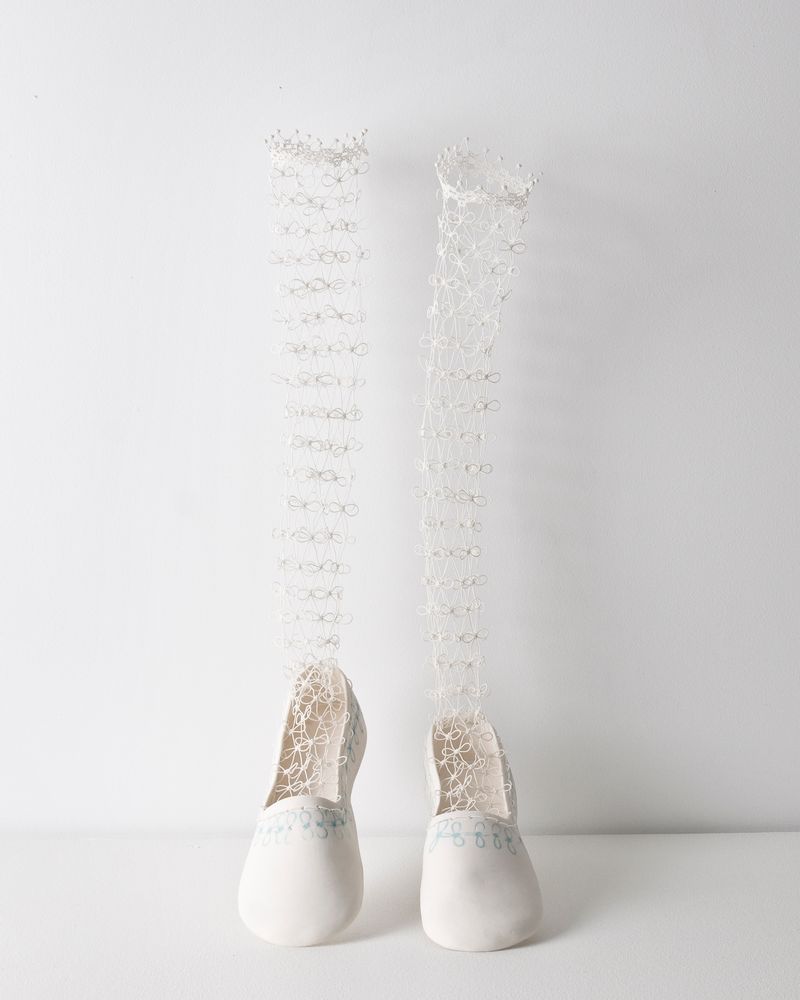 Pièces uniques - chaussons et guêtres de Madame De - AUDE TAHON