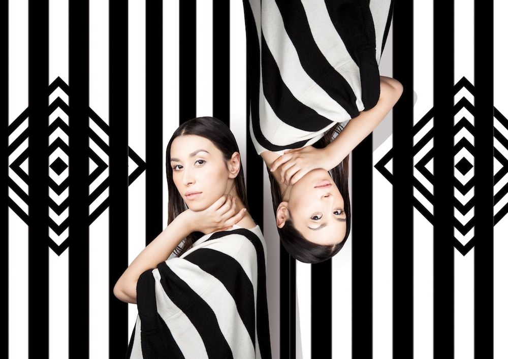 Homewear textile - Poncho noir et blanc - SARANGUEREL