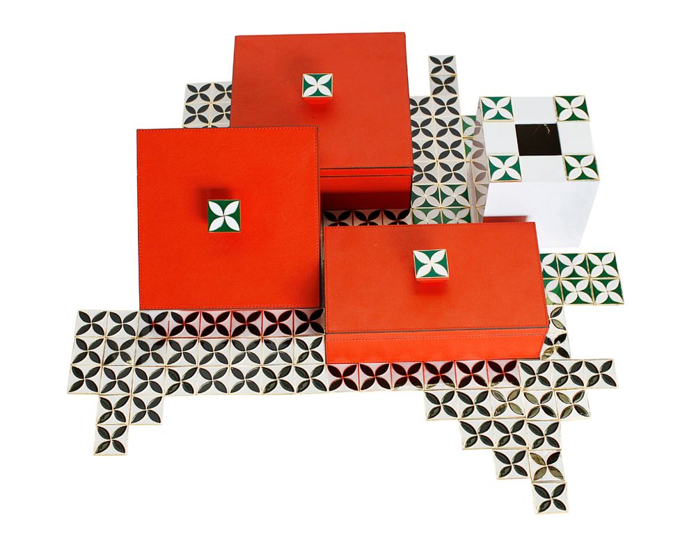 Coffrets et boîtes - Boîte à carreaux cloisonné fabriquée à la main - LALA CURIO LIMITED