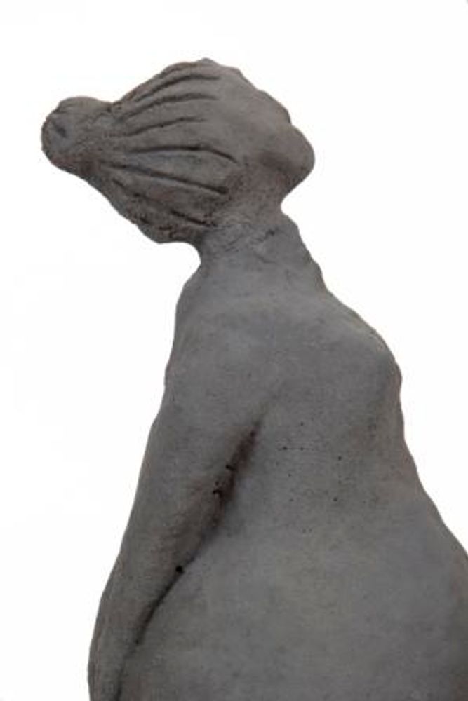 Sculptures, statuettes and miniatures - Sculpture of voluminous woman - VAN DER OEST STYLE