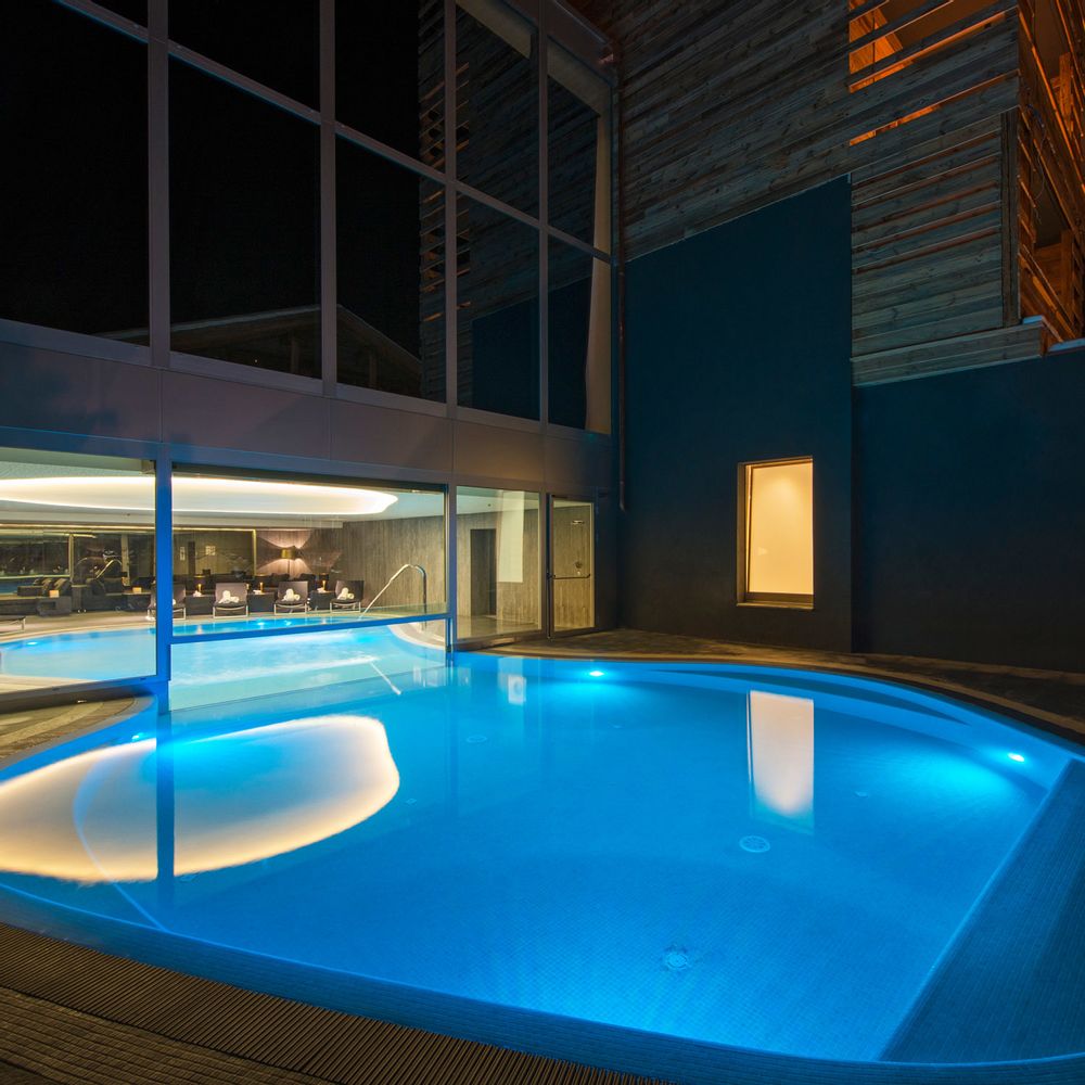 Outdoor pools - Hotel swimming pools - PISCINES CARRE BLEU