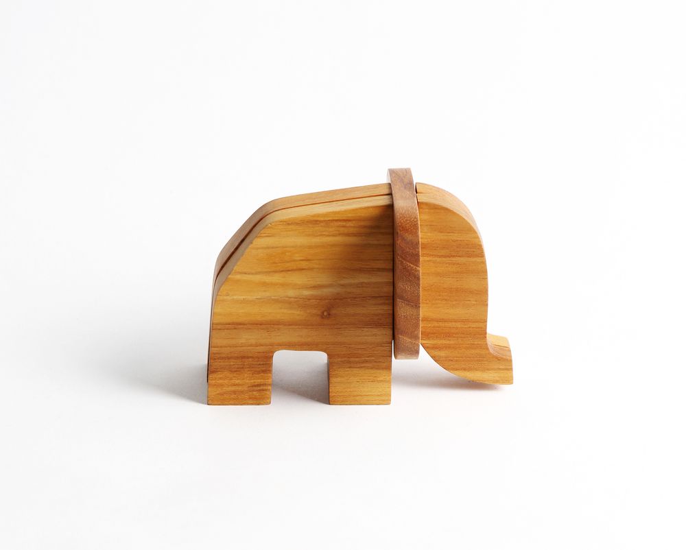 Decorative objects - Wooden card holder Elephant - CHABATREE