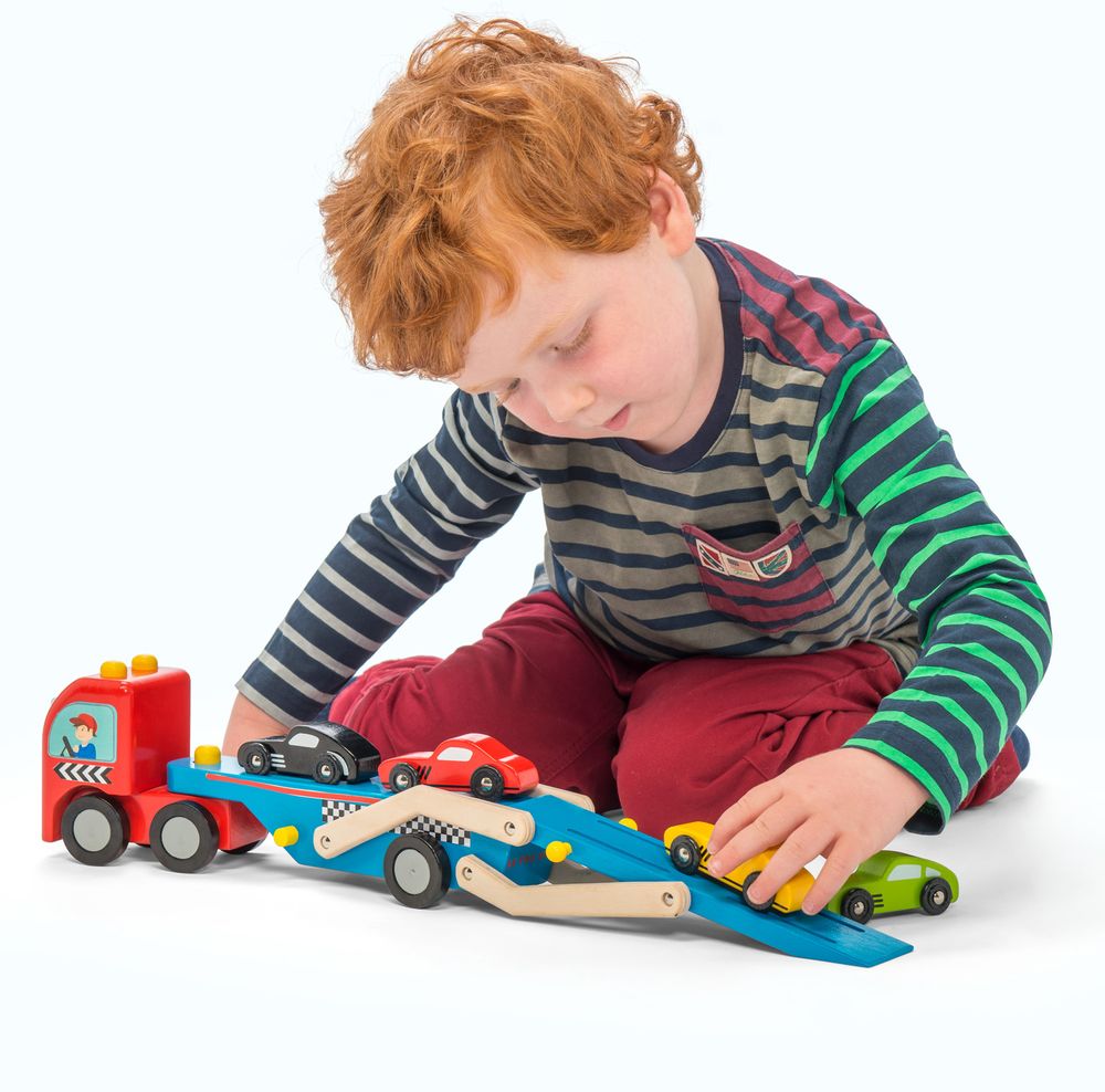 Jouets enfants - Transporteur de voiture de course - LE TOY VAN