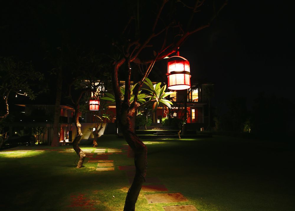Outdoor floor lamps - La Lampe Paris - MAIORI