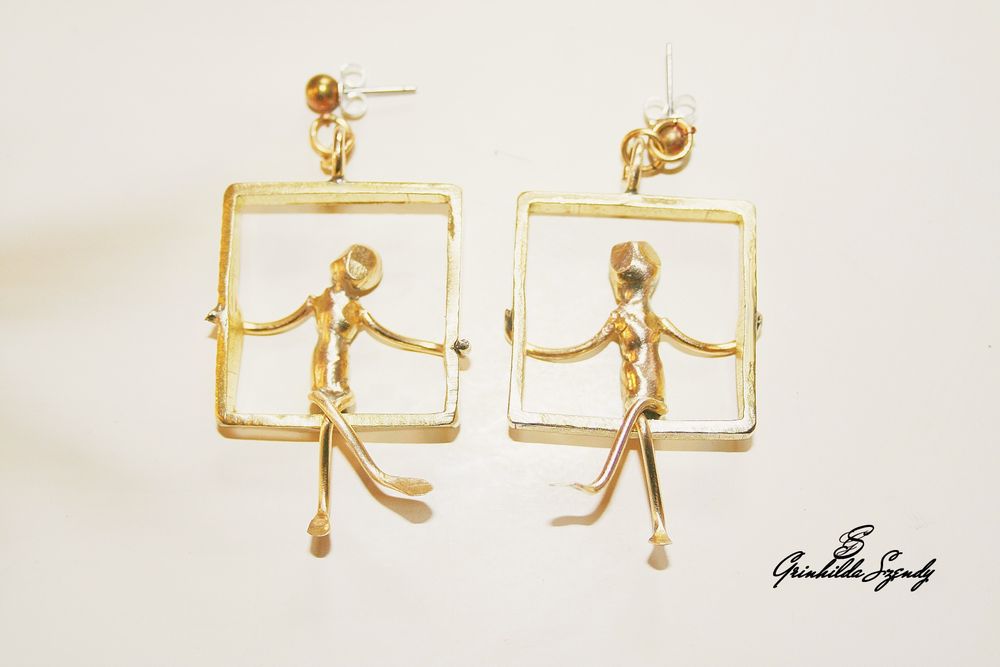 Jewelry - Earrings "Person on swing set" - SZENDY GRINHILDA