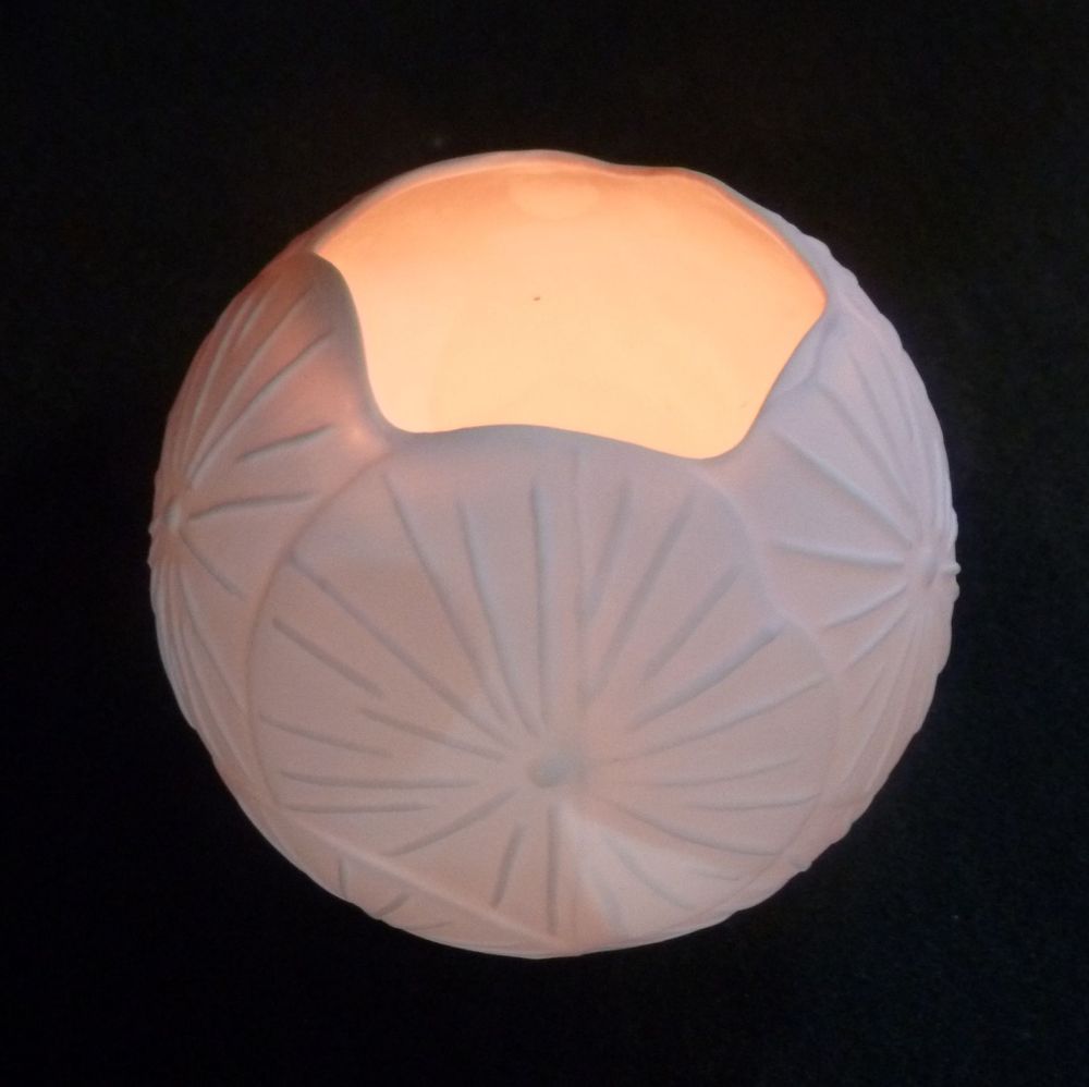 Vases - Lotus ball tealight vase - PORCELAINES JACQUES PERGAY